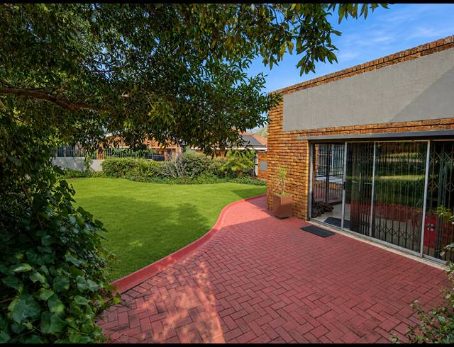 3 BEDROOM HOUSE FOR SALE IN THREE RIVERS EAST